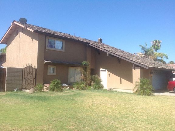 3rd image of 1767 Ross Ave
