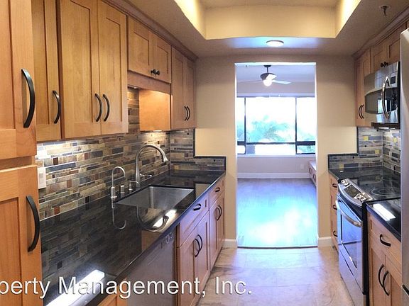 2nd image of 410 Sheridan Ave APT 106