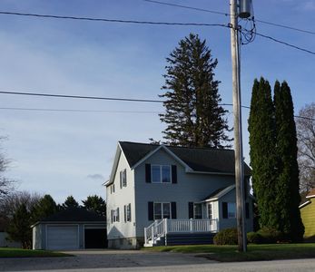 128 W 4th St, Wellsburg, IA, 50680