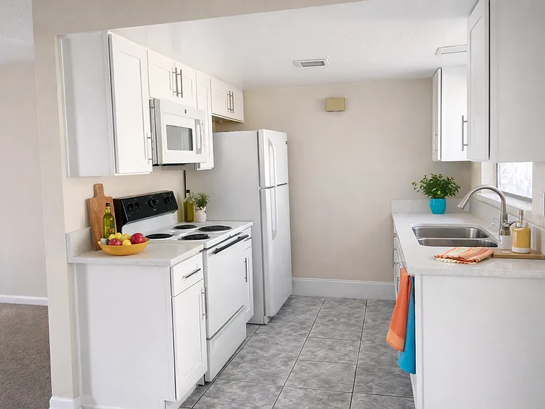 5139 Oak Hill Dr — Photo 2