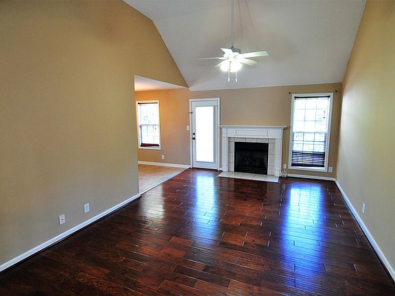 5th image of 3645 Kendra Ct S