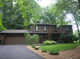 6081 Champagne Ct SE, Grand Rapids, MI