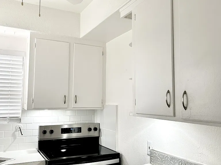 1125 NE 16th Ave #B — Photo 6
