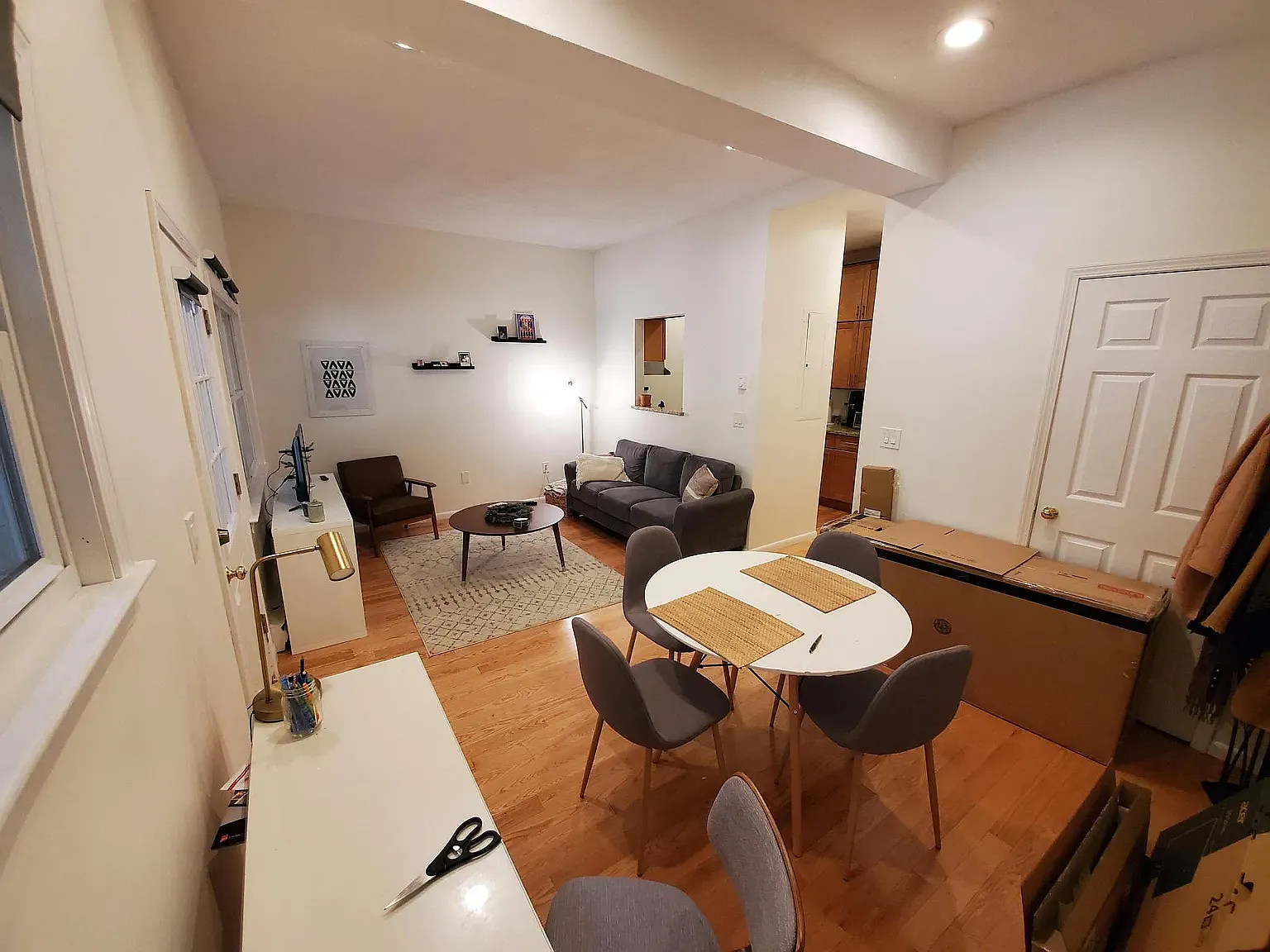 1 bed, 600 sqft, $3,200 — Photo 2
