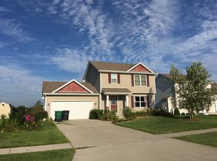 5806 NW 106th St, Johnston, IA 50131