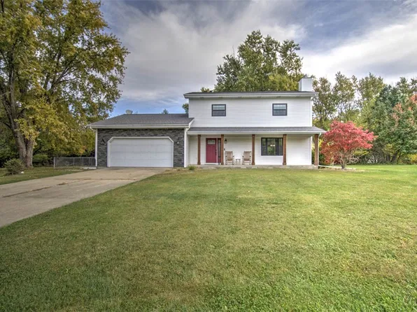 5732 Wilber Dr, Oreana, IL 62554