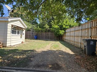 8519 Ridgelea St, Dallas, TX 75209