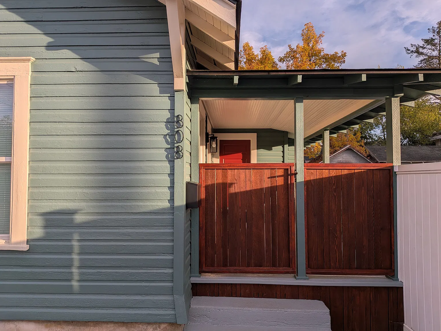 808 Dakota Ave — Photo 4