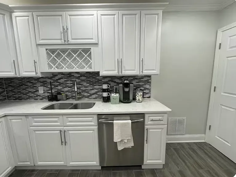 39 Bremen St — Photo 11
