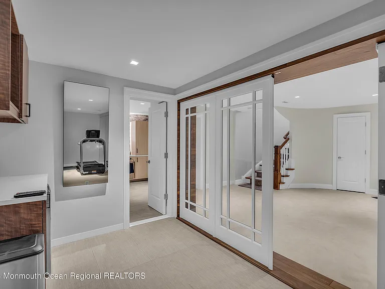 502 Brighton Ave — Photo 60