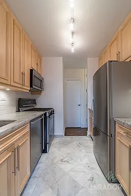 Rented by Mirador Real Estate | media 5