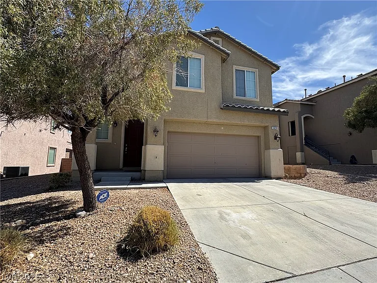 5029 Ivy Creek Ct — Photo 2