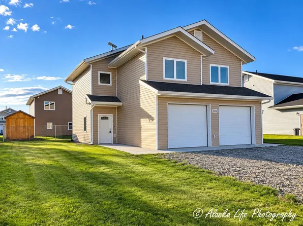 2670 Stryker Loop, North Pole, AK 99705