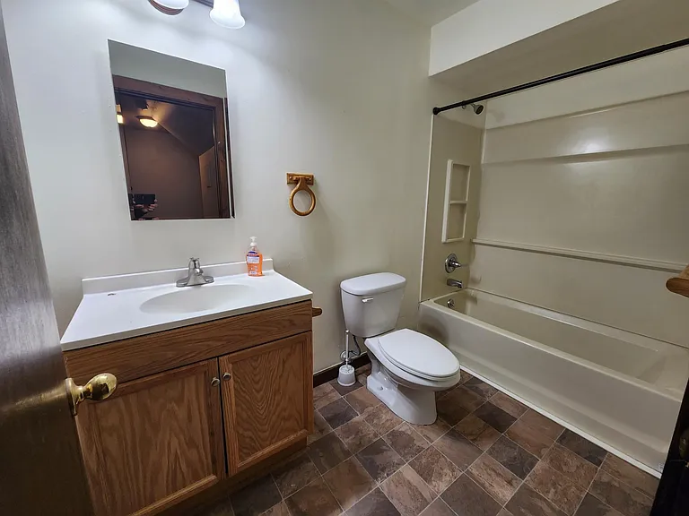 7 Hudson St #6 — Photo 7
