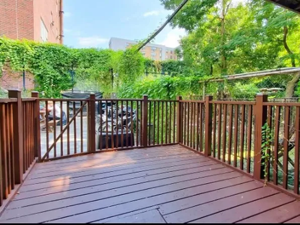 621 East 11th Street image 1 of 8