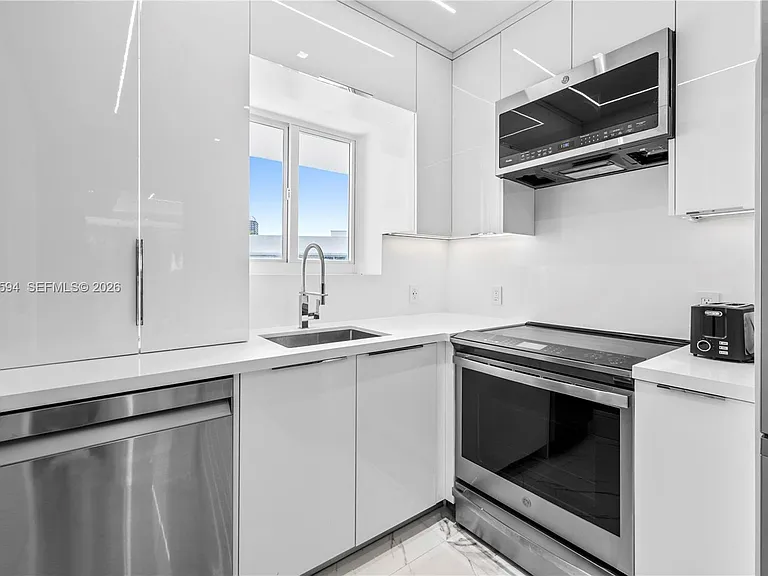 10190 Collins Ave #203 — Photo 10