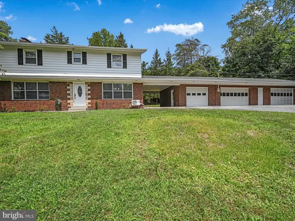 225 Wilbert Ave, Orwigsburg, PA 17961