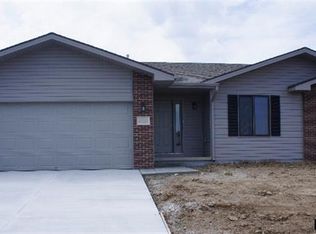 6624 N 13th St, Lincoln, NE 68521