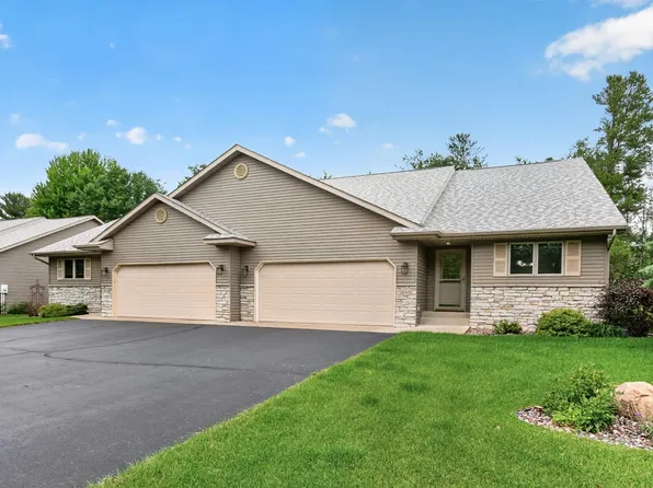 466 Cedar Ct, Taylors Falls, MN 55084
