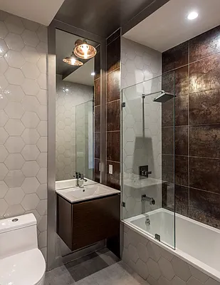 Rented by Nooklyn NYC LLC | media 109