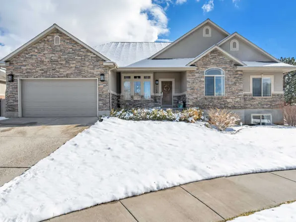 1188 E Saint Josephs St, Layton, UT 84040