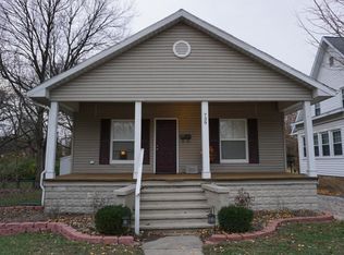 739 N Broadway Ave, Salem, IL 62881