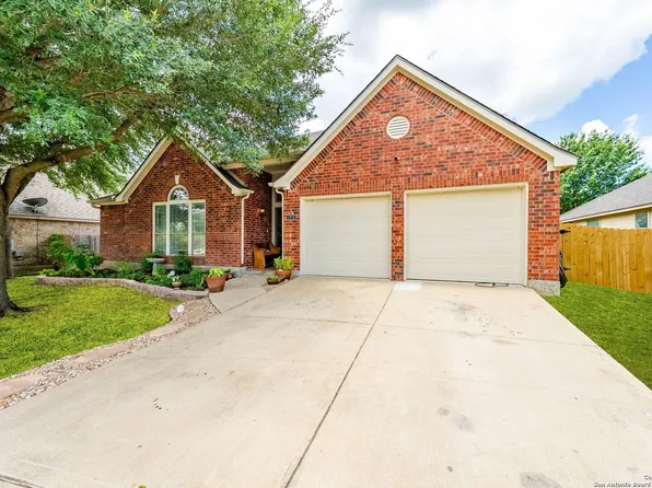 2978 Palomino Pass, Seguin, TX 78155