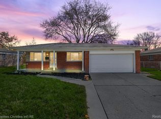 34840 Tyler Dr, Sterling Heights, MI 48310