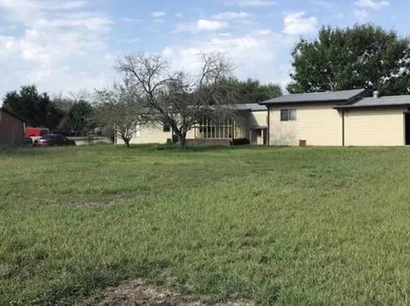 107 Red Bird Trl, Kyle, TX 78640