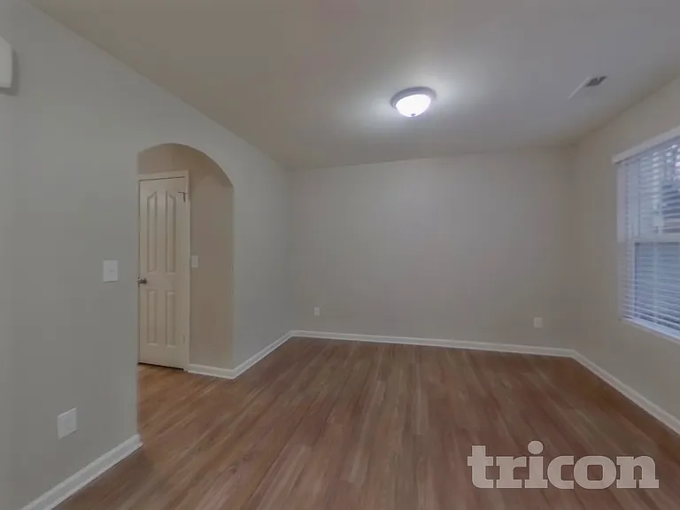 4729 Brewer Dr — Photo 4