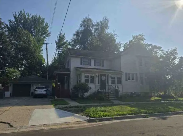 635 Westminister St, Marine City, MI 48039