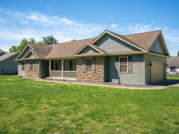 2nd image of 1100 Samantha Dr