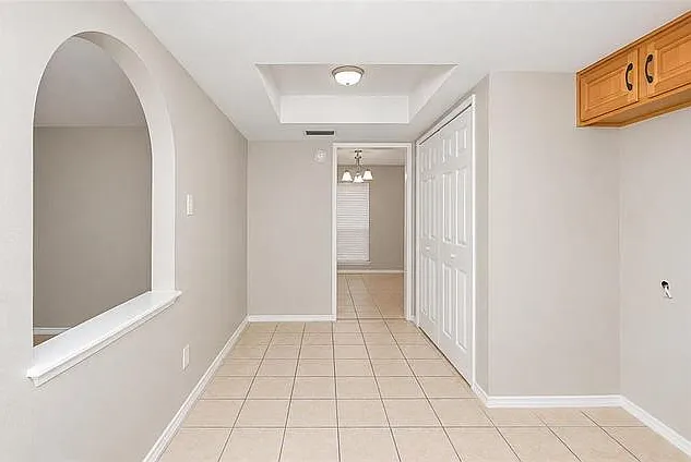 3 bed, 1600 sqft, $2,040 — Photo 2