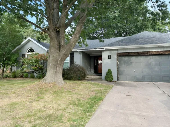 5670 S Jefferson Avenue, Springfield, MO 65810