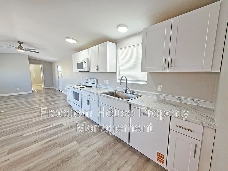 1410 E Manse Rd — Photo 13