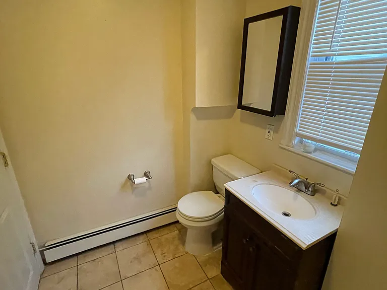 1915 River St #1 — Photo 10