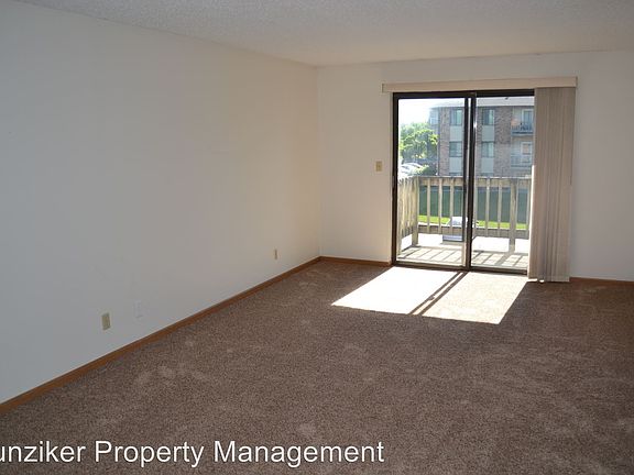 5th image of 4901 Todd Dr Unit 39