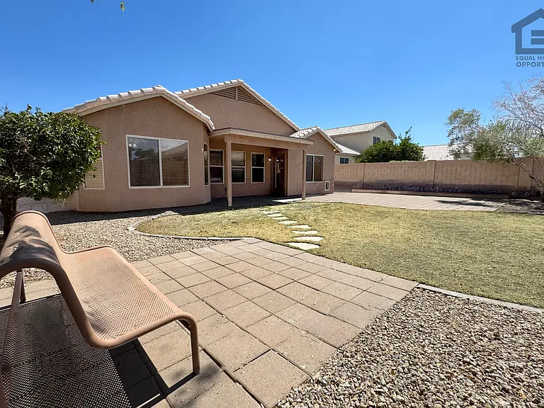 12614 W Avalon Dr — Photo 40