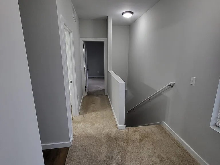 515 N Oxford St #B — Photo 11