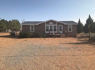 87 Amy Rd, Los Lunas, NM 87031