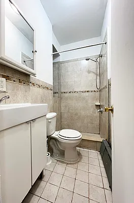 Rented by Bohemia Realty Group | media 16