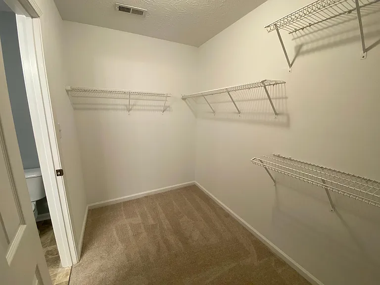 111 Warren Pass — Photo 34