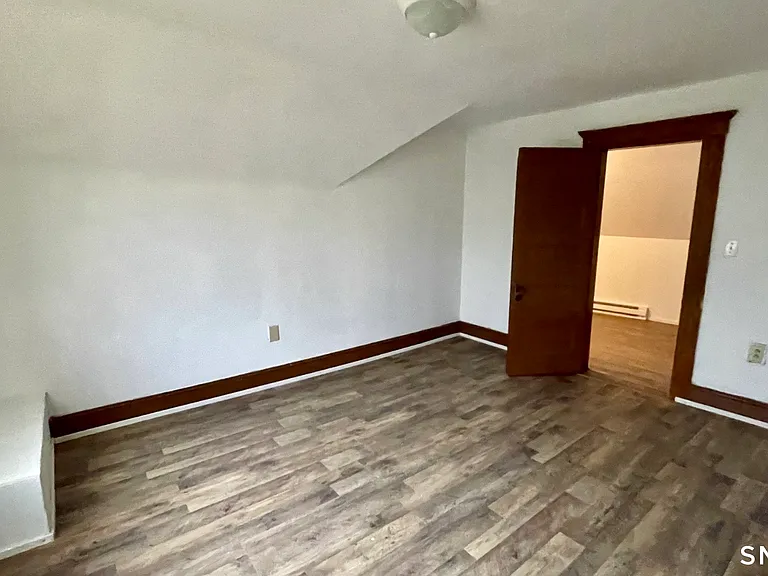 58 E Pearl St — Photo 18
