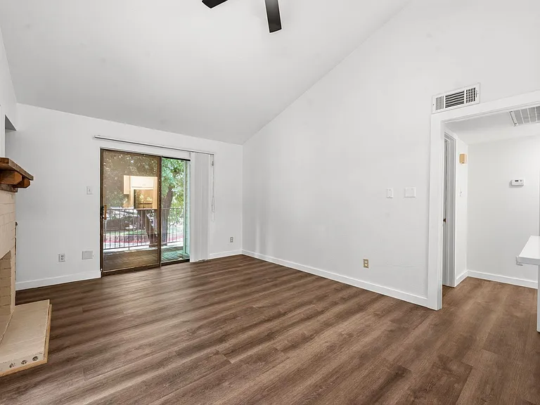 3500 Tangle Brush Dr #56 — Photo 4