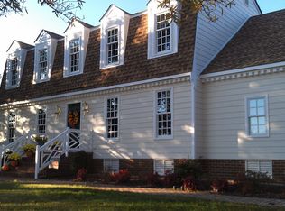 2 Creek Lndg, Hampton, VA 23664