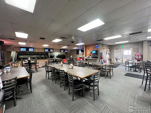 5th image of 688 Main St