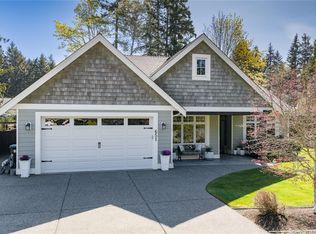 651 Eaglecrest Dr, Qualicum Beach, BC