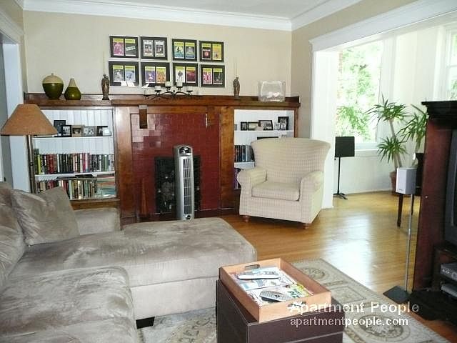 1st image of 3611-29 N Pine Grv #36293