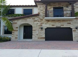 10270 NW 70th Ter, Doral, FL 33178