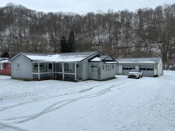 163 Bottom Lane, Moundsville, WV 26041
